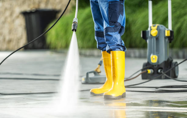 Best Deck Pressure Washing  in Clinton, NC