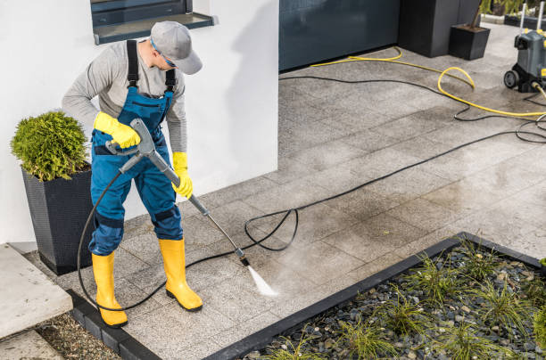 Why Choose Our Certified Pressure Washing Experts for Your Project Needs in Clinton, NC?